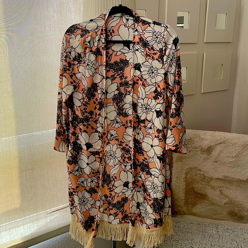 Zara Beautiful Kimono Jacket Salmon Color with Floral Design